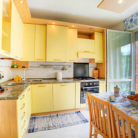 Apartment Roger's